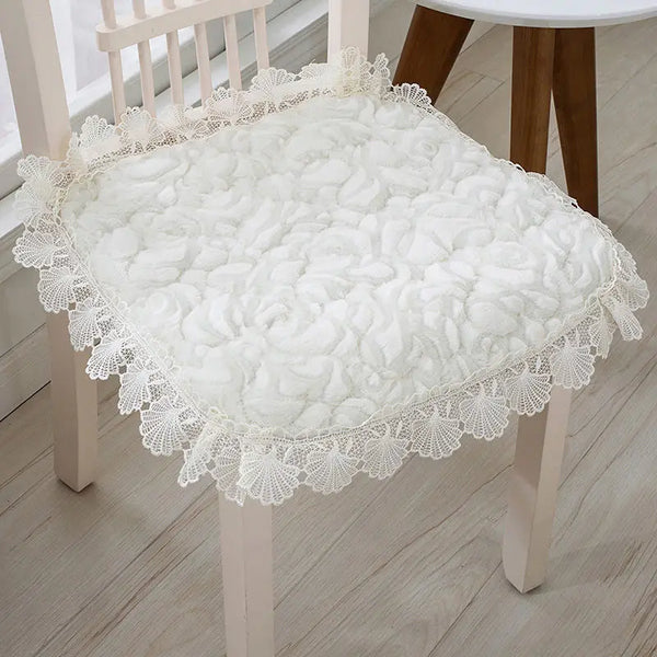 Galette de Chaise Blanche dentelle