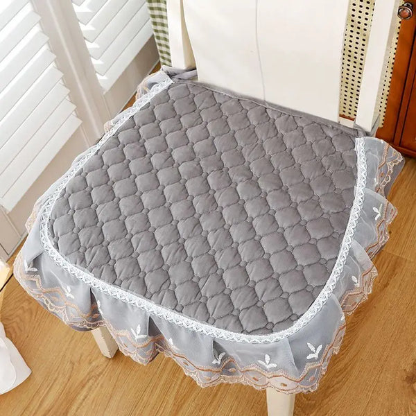 Galette de Chaise avec Volant Grise