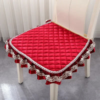 Galette de Chaise avec Volant Rouge